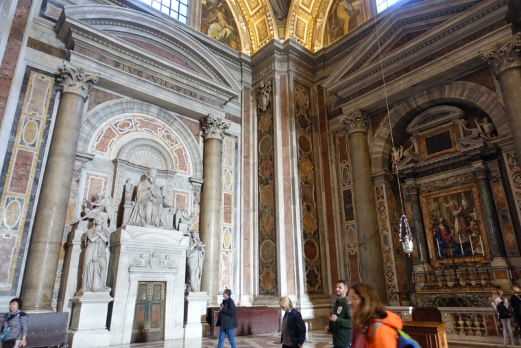 Basilica di San Pietro-18